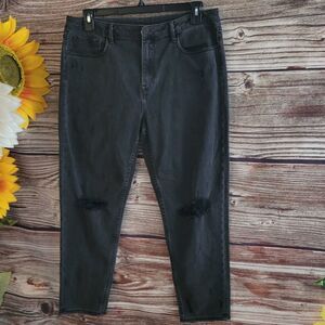 Women's Black Jeans SIZE: 36 NWOT